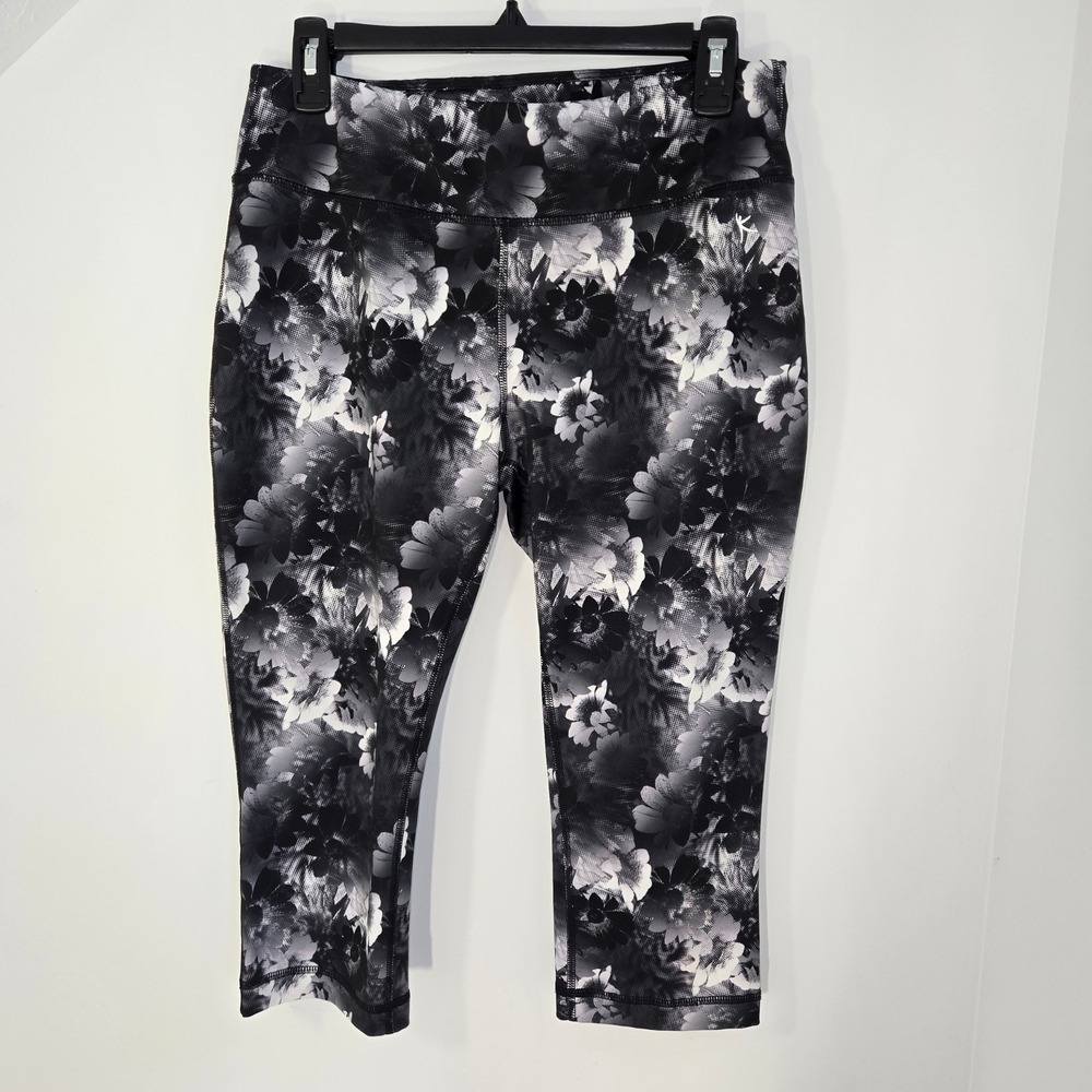 Danskin Now Womens Black White Floral Capri Leggings Size M 8-10 DNL28120